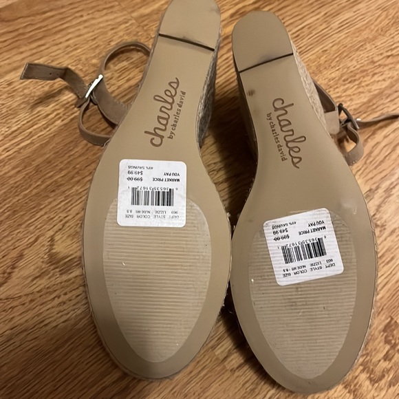 Charles David Wedges 8.5 - Picture 7 of 9